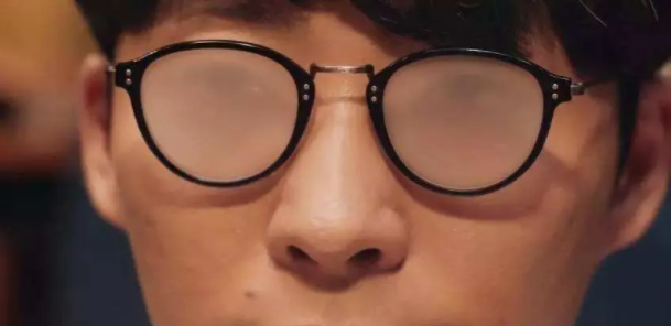 近视眼镜